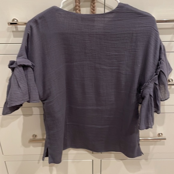 Mirth blouse and necklace size small - Picture 9 of 14